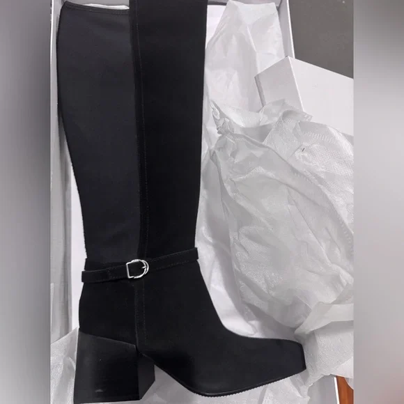 BLONDO Twila Waterproof Knee High Suede Boot
Size 8 - Picture 8 of 9